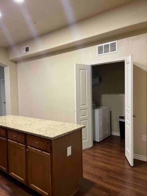 Hill Country Hiatus! Apartamento Austin Exterior foto