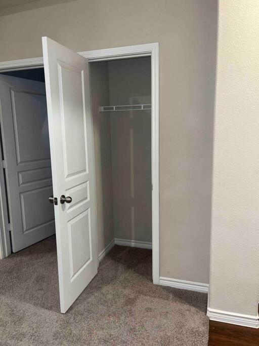 Hill Country Hiatus! Apartamento Austin Exterior foto